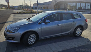 Opel Astra ST 1.4 Turbo 140k Cosmo