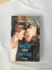 Hvězdy nám nepřály - John Green