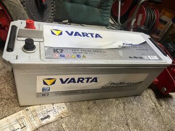 Predam autobatériu varta 12v 145Ah 800A