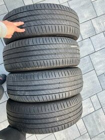 Michelin 205/55 R17 - 1