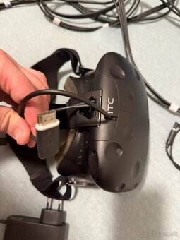 samotne okuliare HTC Vive - 1