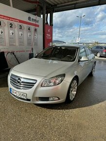 Opel Insignia 2.0 Turbo - 1