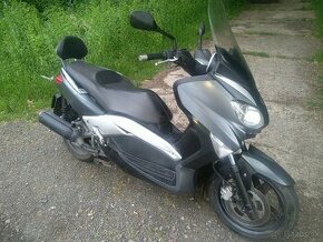 Predám Yamaha X-max 125  ABS