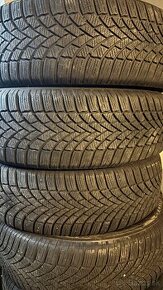 Zimné pneumatiky 215/65 R17