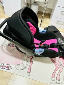 Recaro PRIVIA 2023 Pink + Smartclick isofix základňa