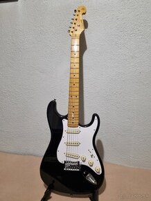 Elektrická gitara SX vintage model ST 57 black