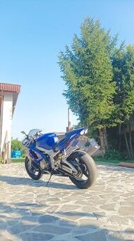 Predám Yamaha R6 2002 na Diely Lacno