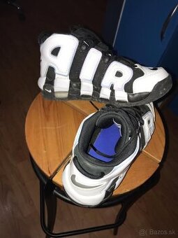 Nike Air More