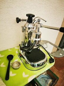 Kávovar LA Pavoni - 1