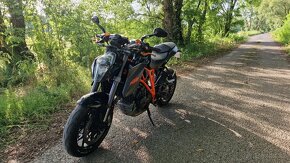 KTM SUPERDUKE 1290 R 9600km