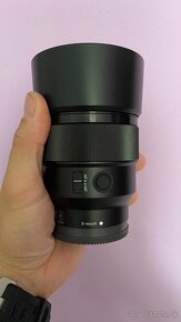 Sony FE 85mm f/1.8