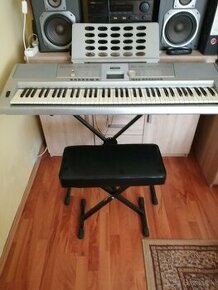 Predám kláves Yamaha Portable Grand DGX 205 - 1