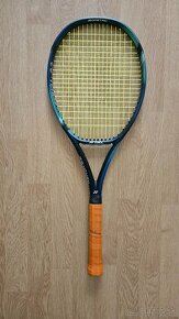 Yonex Ezone 98 plus