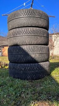 ❄️245/45 r18 zimné Michelin