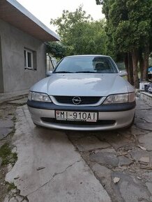 Vectra 1,8 benzín STK + EK ešte 1,5 roka