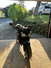 Triumph Street Triple 765 R