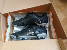 na predaj kopačky Nike LEGEND 10 ACADEMY FG/MG - 1