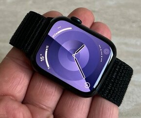 Apple Watch Series 9 45 (záruka: 30.1.2025,batéria:100%) - 1