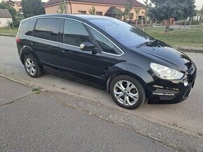 Predam Ford S-MAX 2.0 Tdci 120kw rok vyroby 10 / 2011