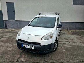 Peugeot Partner 1.6diesel●ŤAŽNÉ ZARIADENIE●KLÍMA●66KW●