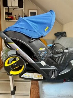 Autosedačka Doona Plus + isofix základňa Royal Blue