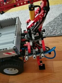Lego technic 8110 - 1