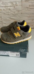 Tenisky New Balance č.26