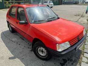 Peugeot 205