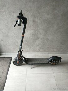 Elektrokolobezka segway nine bot f30e