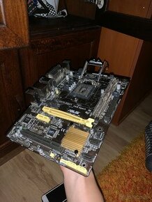 ASUS H81M-C - 1