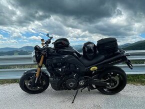 Yamaha mt-01