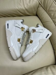 Nike Air Jordan 4 Retro "Metallic Gold"