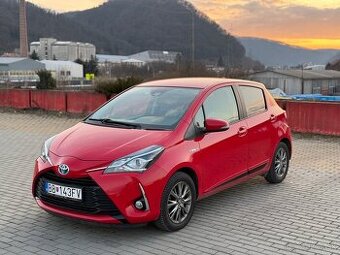 Yaris 1.5 Hybrid 7/2017 85tis.Km kupene SR