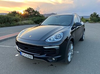 Porsche Cayenne 4.2 Diesel facelift. V8 283kw