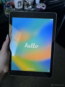 iPad 6th generation - 1