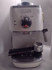 Delonghi kávovar pakovy