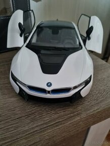 Nove auto Bmw i8