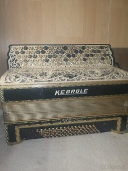 Kebrdle