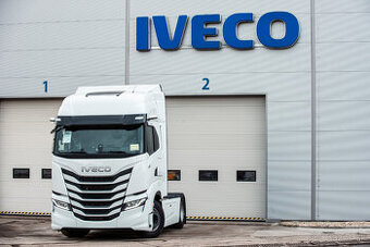 Iveco S-Way MY24 AS440S50T/P HPEB