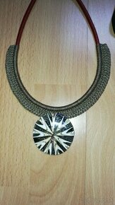 Nový náhrdelník z morských lastúr - ručná výroba
