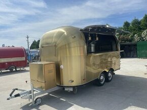 Pojazdny bufet , food truck gastro ，Airstream 4.8M