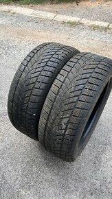 ❄️2ks zimné pneu 235/55 r18