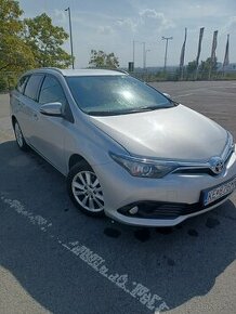 Toyota auris 1.2T combi