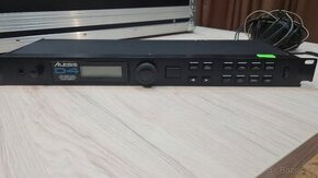 Alesis D4