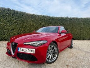 Alfa Romeo Giulia 2.2 Diesel 210 AT AWD Veloce