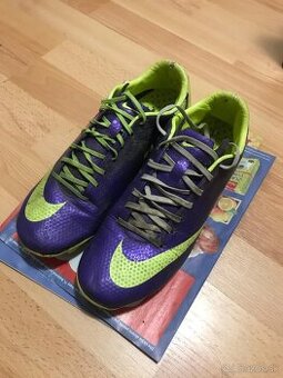 Nike Mercurial - UK8