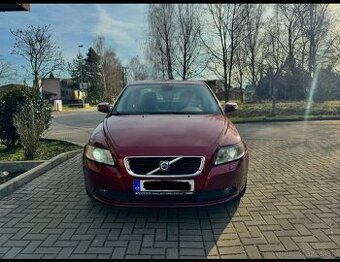 Volvo S40 2.0D 100kw R.v. 2010 Koupeno v ČR 1. Majitel