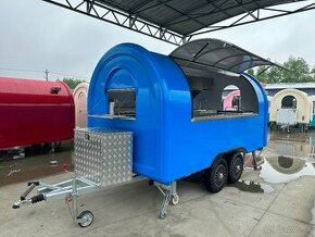 Pojazdny bufet / gastro prives /food truck /food traile 4M