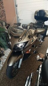 Yamaha fjr1300 - 1