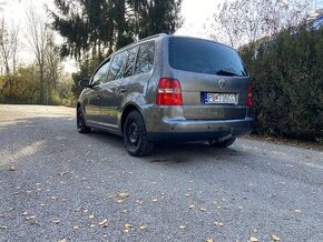 Volkswagen Touran 2.0TDI 7-miestne